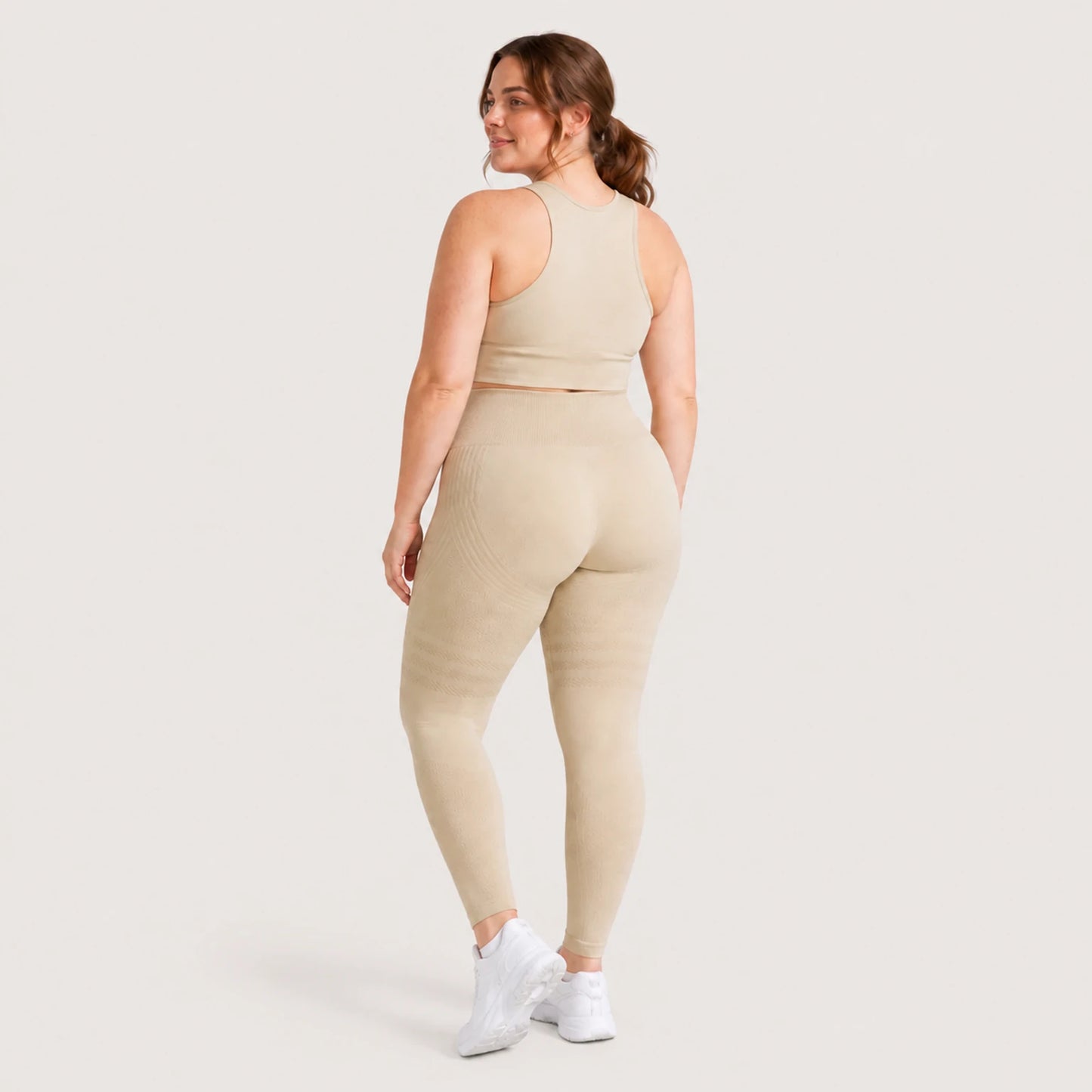 KIMA™ Legging Moldeador Sculpt 3D+ Beige — vista posterior