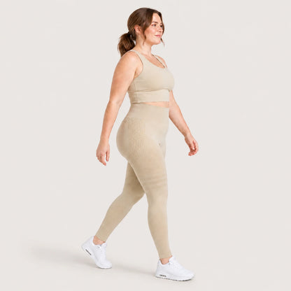 KIMA™ Legging Moldeador Sculpt 3D+ Beige — vista lateral